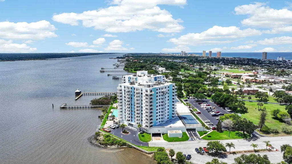 925 N Halifax Avenue Daytona Beach FL 32118