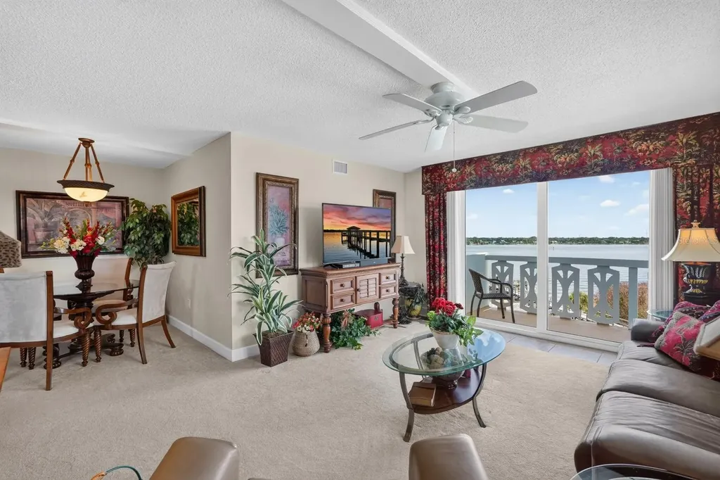 925 N Halifax Avenue Daytona Beach FL 32118