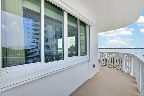 925 N Halifax Avenue Daytona Beach FL 32118
