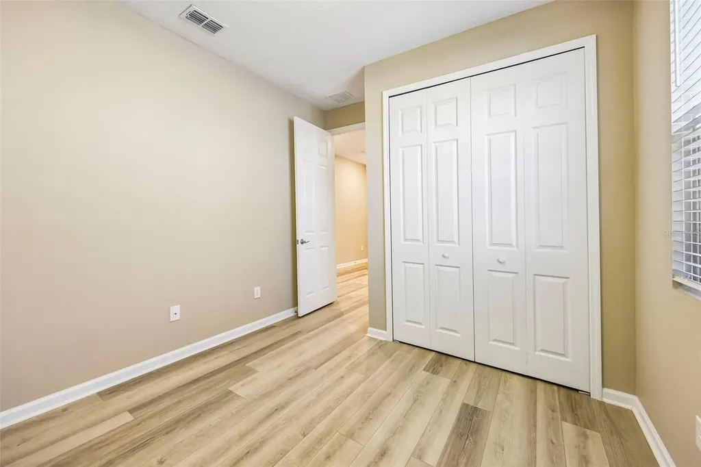 31719 Broadwater Avenue Leesburg FL 34748