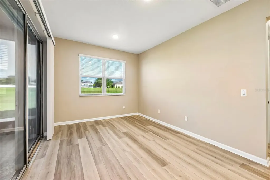 31719 Broadwater Avenue Leesburg FL 34748