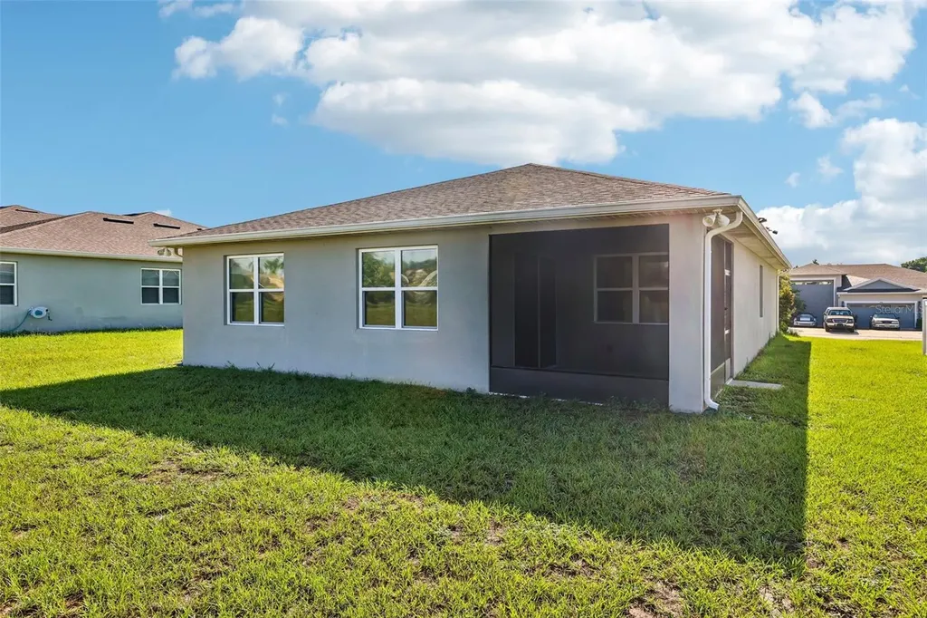 31719 Broadwater Avenue Leesburg FL 34748