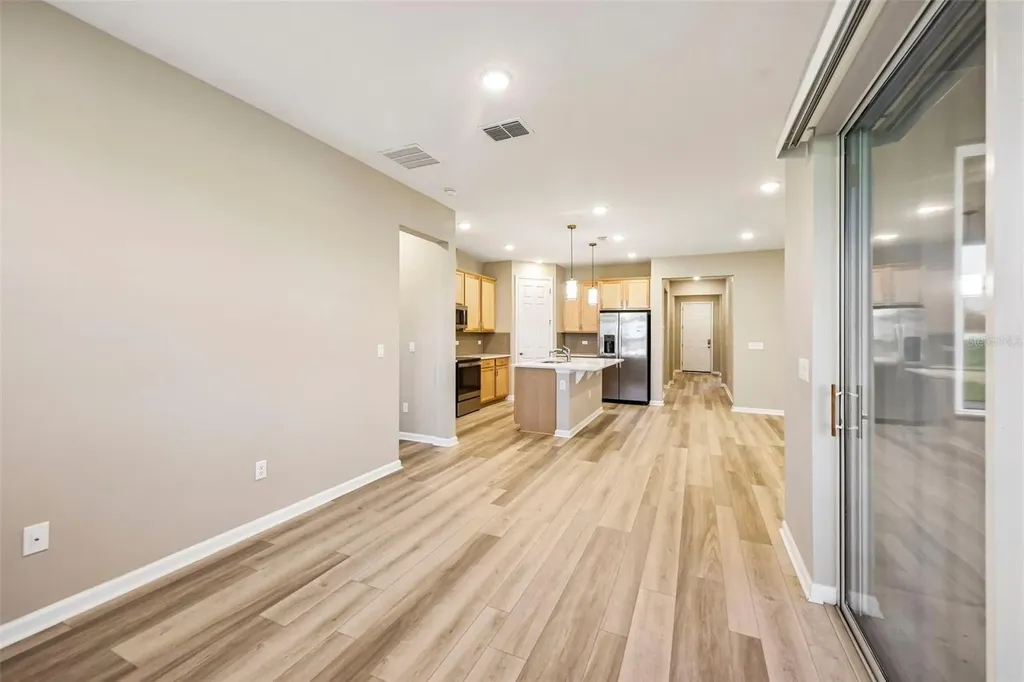 31719 Broadwater Avenue Leesburg FL 34748