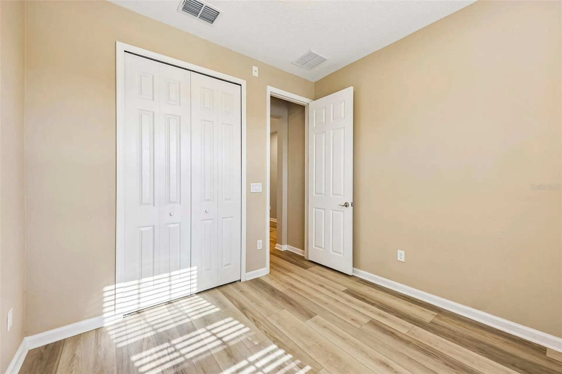 31719 Broadwater Avenue Leesburg FL 34748