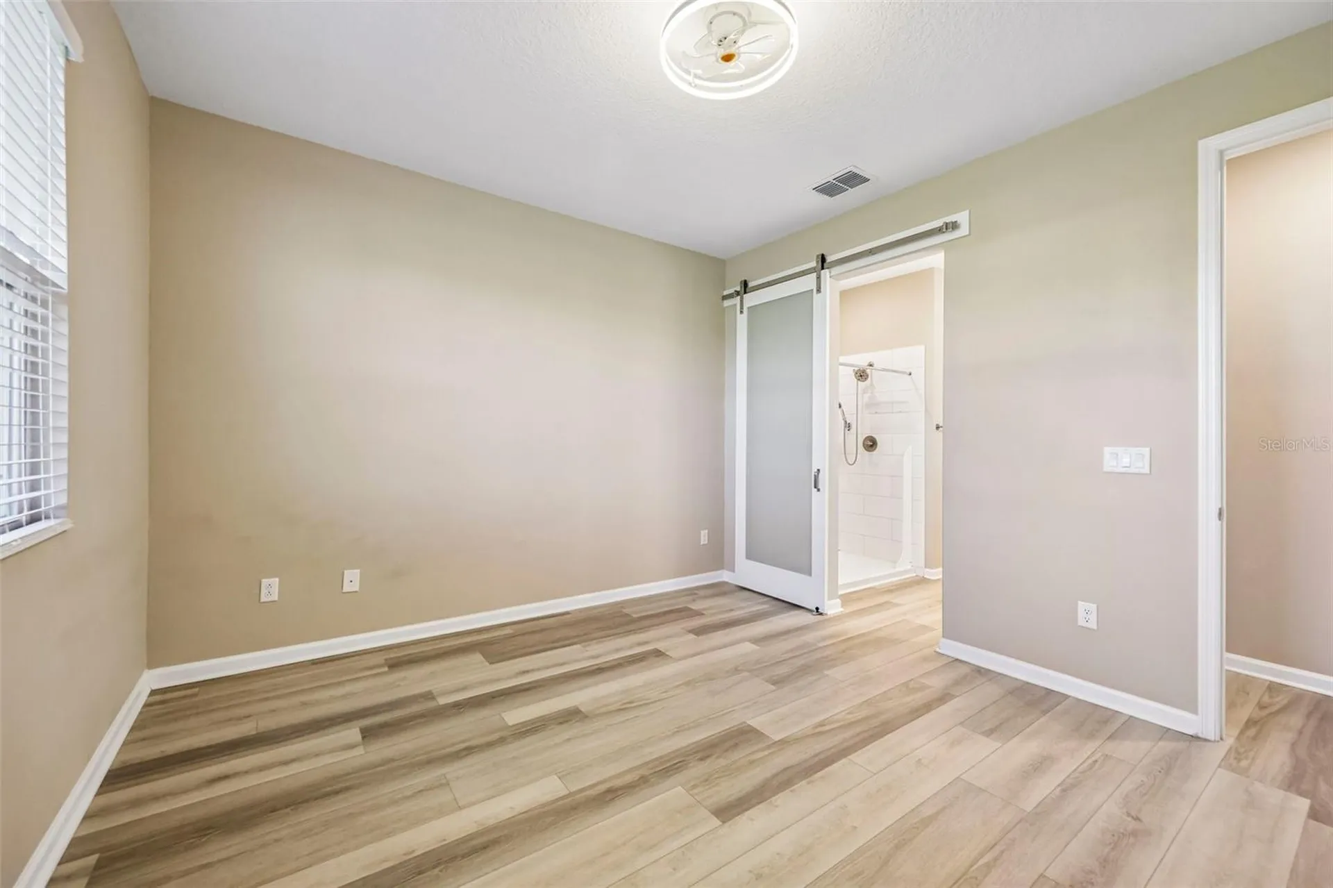 31719 Broadwater Avenue Leesburg FL 34748