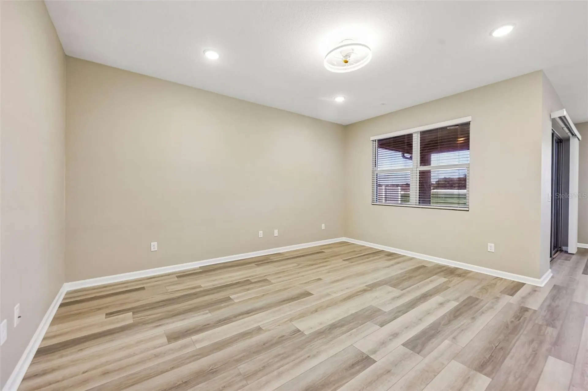 31719 Broadwater Avenue Leesburg FL 34748