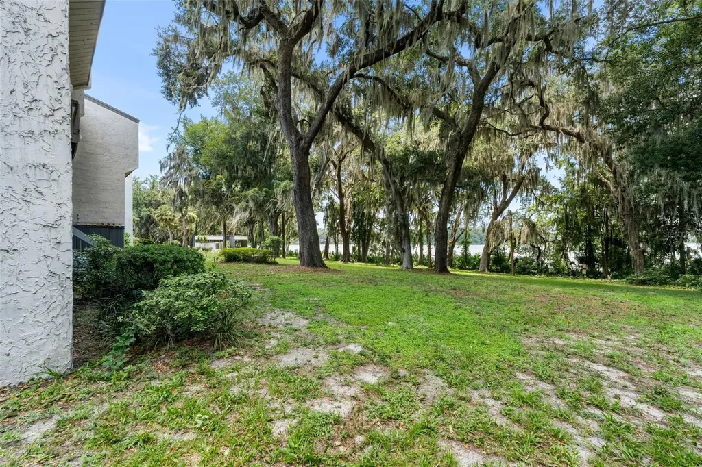 2660 SW 14th Drive Gainesville FL 32608