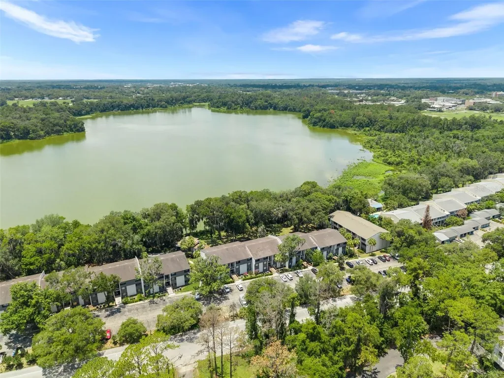 2660 SW 14th Drive Gainesville FL 32608