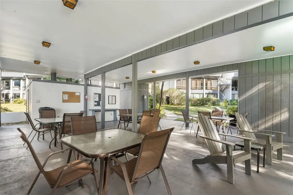 2660 SW 14th Drive Gainesville FL 32608