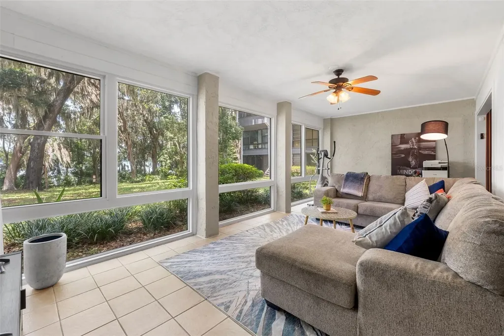2660 SW 14th Drive Gainesville FL 32608