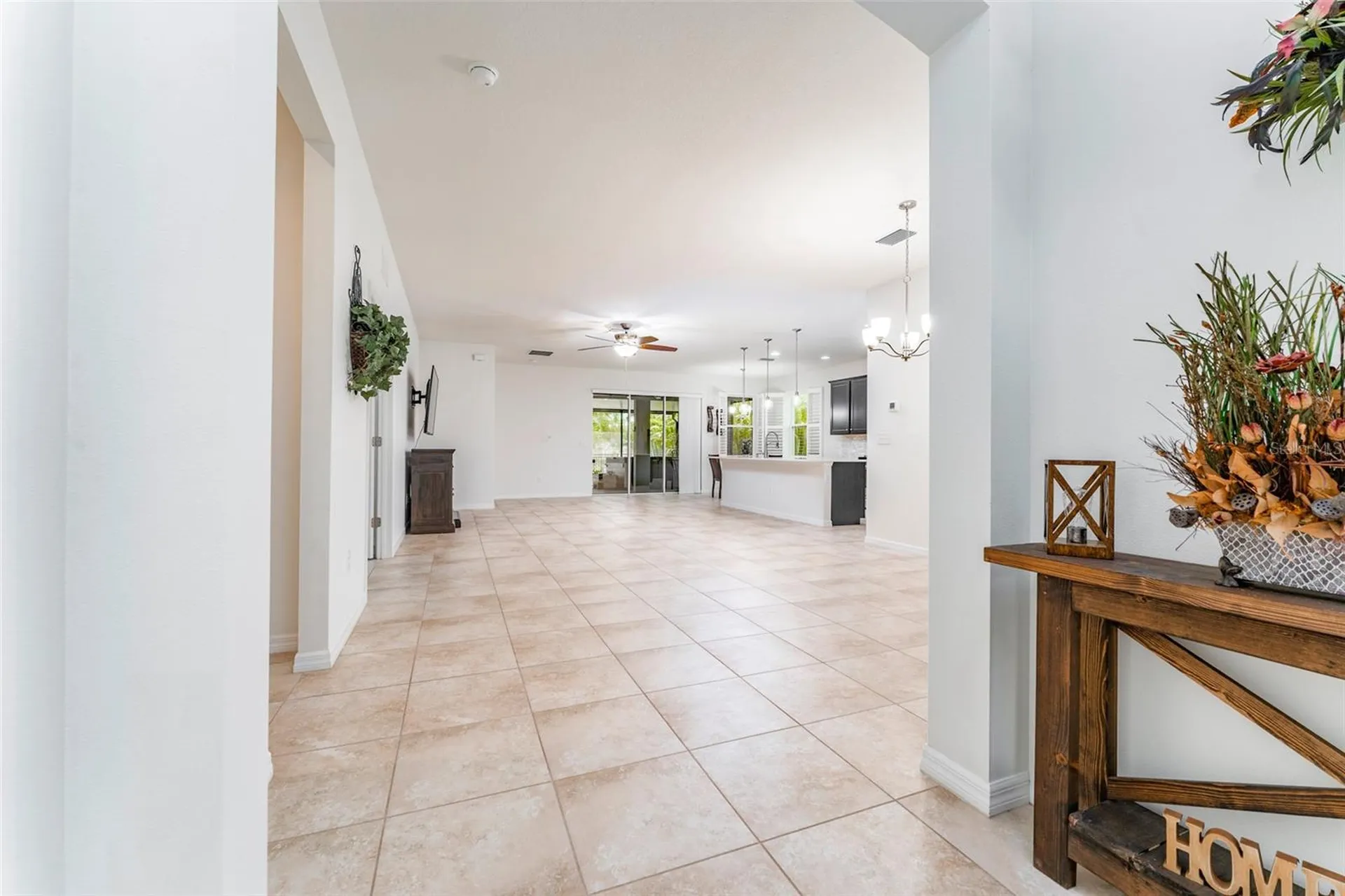 7527 Lantern Park Avenue Apollo Beach FL 33572