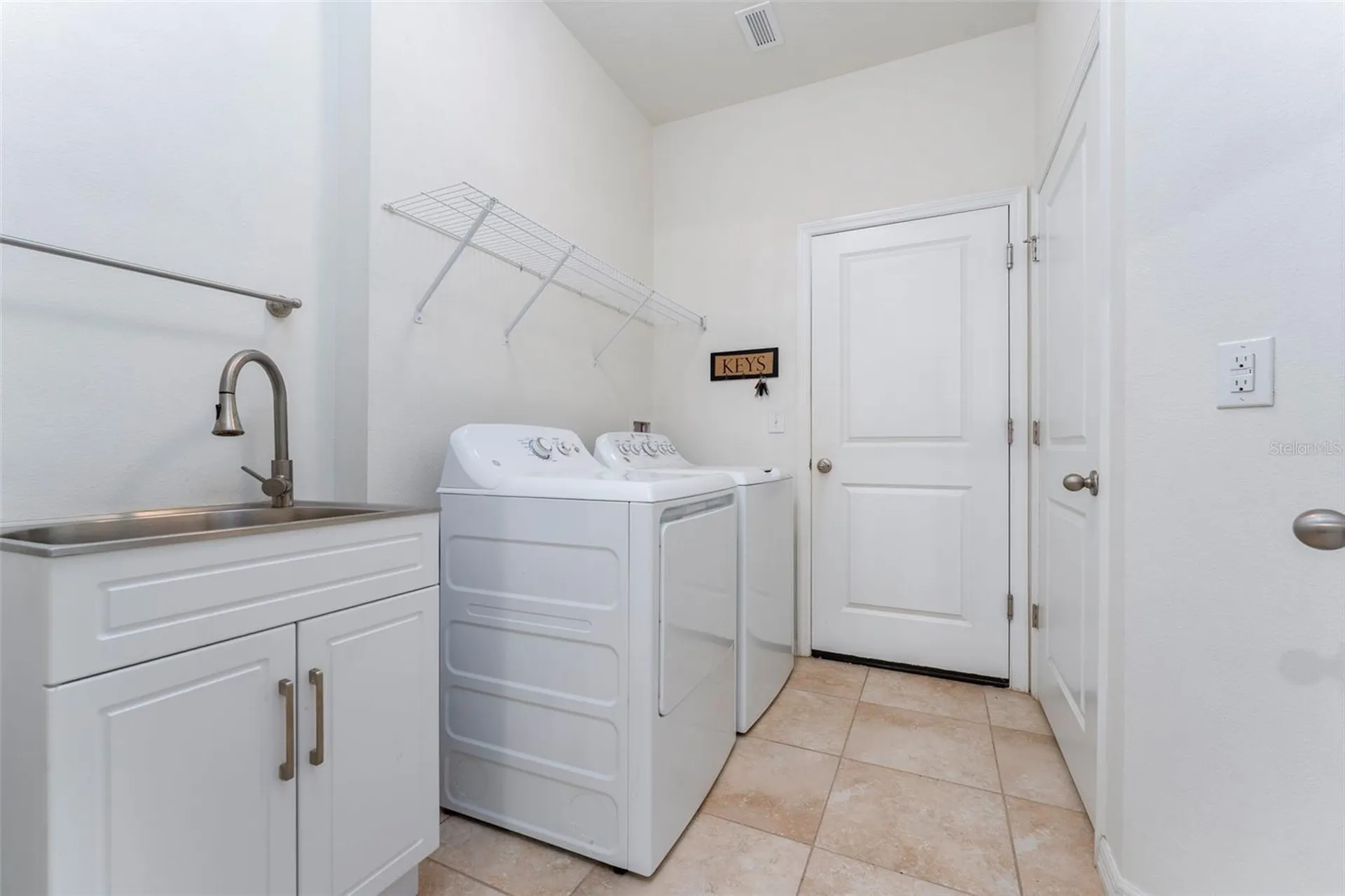 7527 Lantern Park Avenue Apollo Beach FL 33572