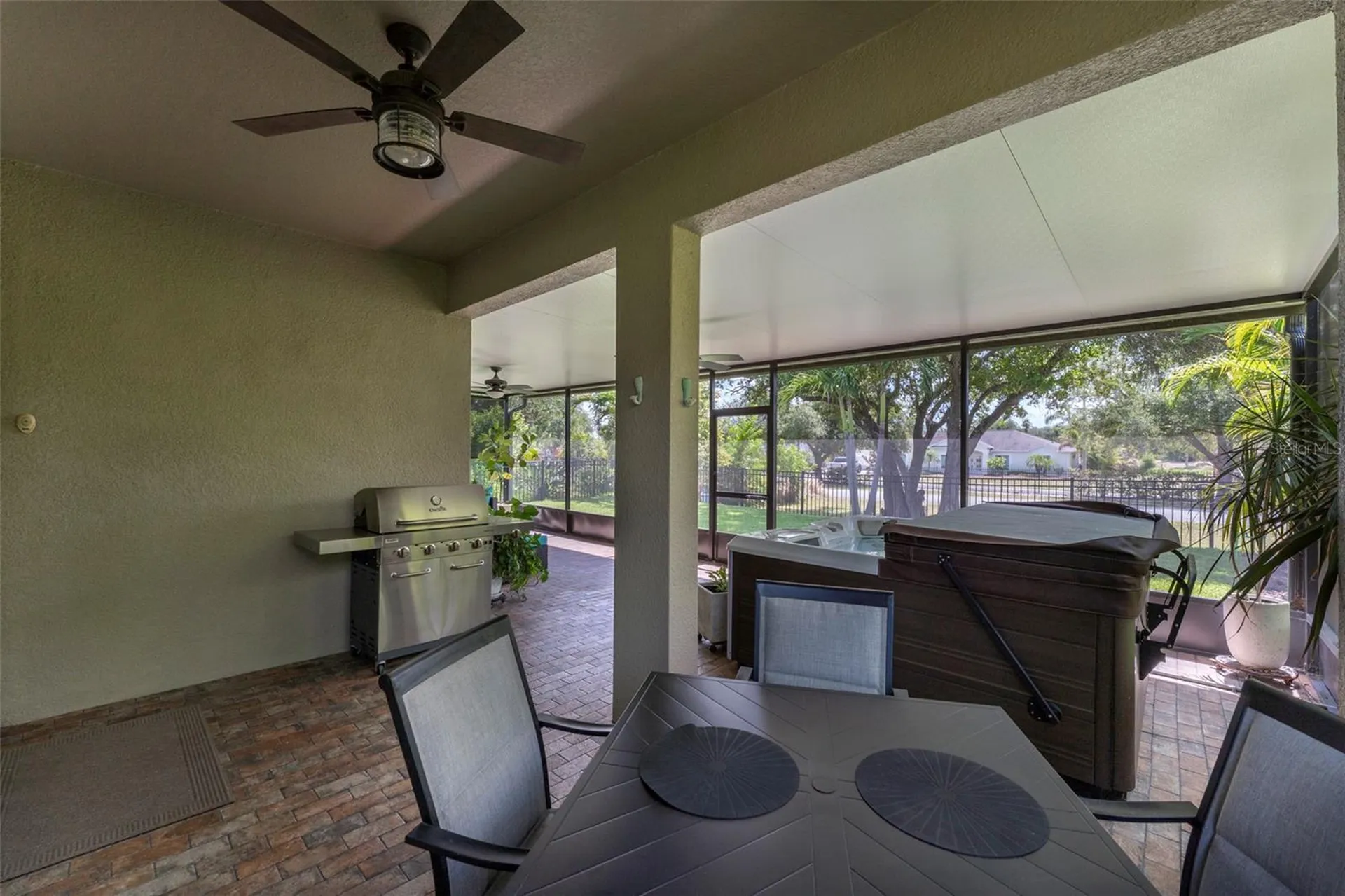 7527 Lantern Park Avenue Apollo Beach FL 33572