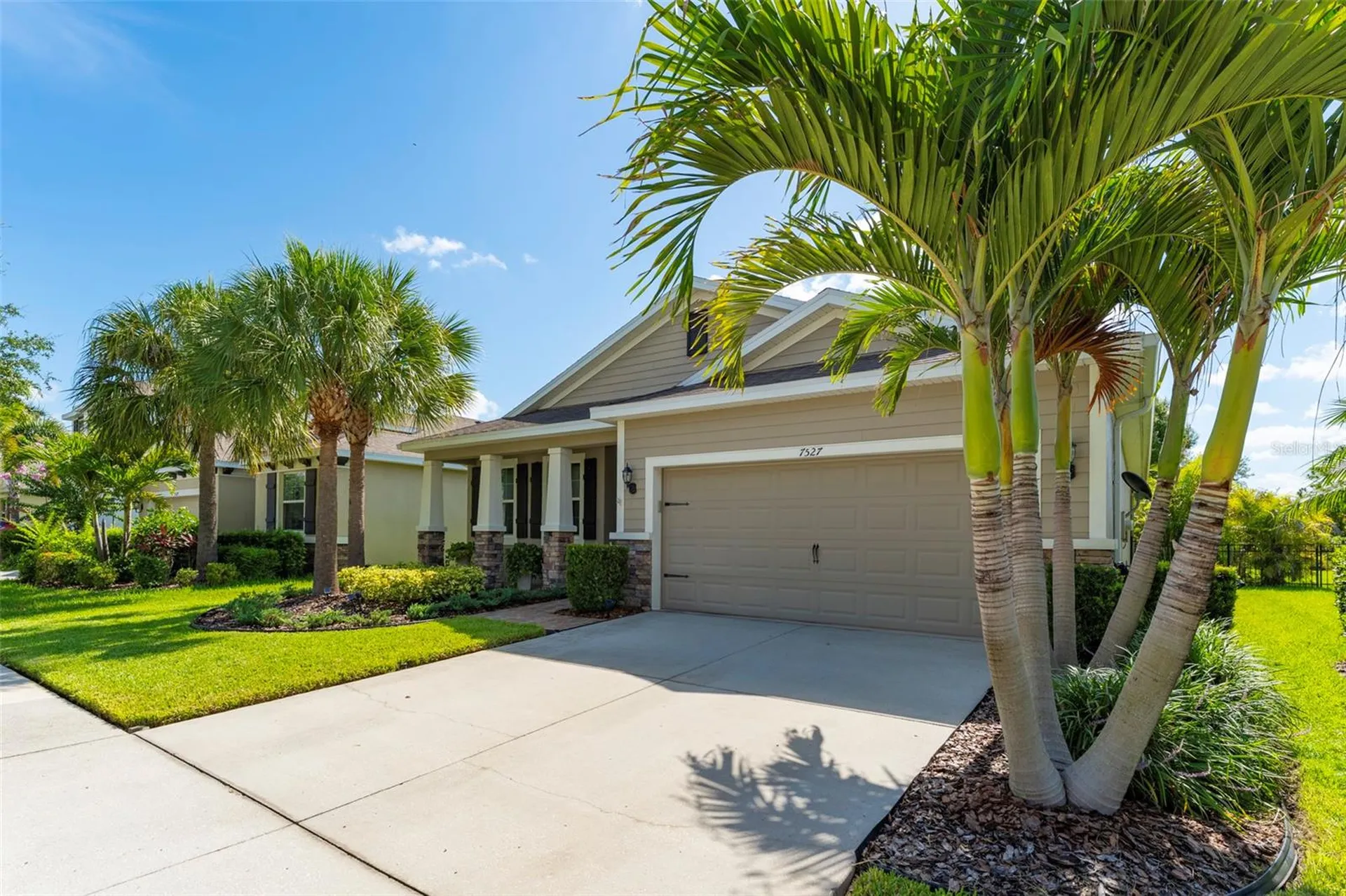 7527 Lantern Park Avenue Apollo Beach FL 33572