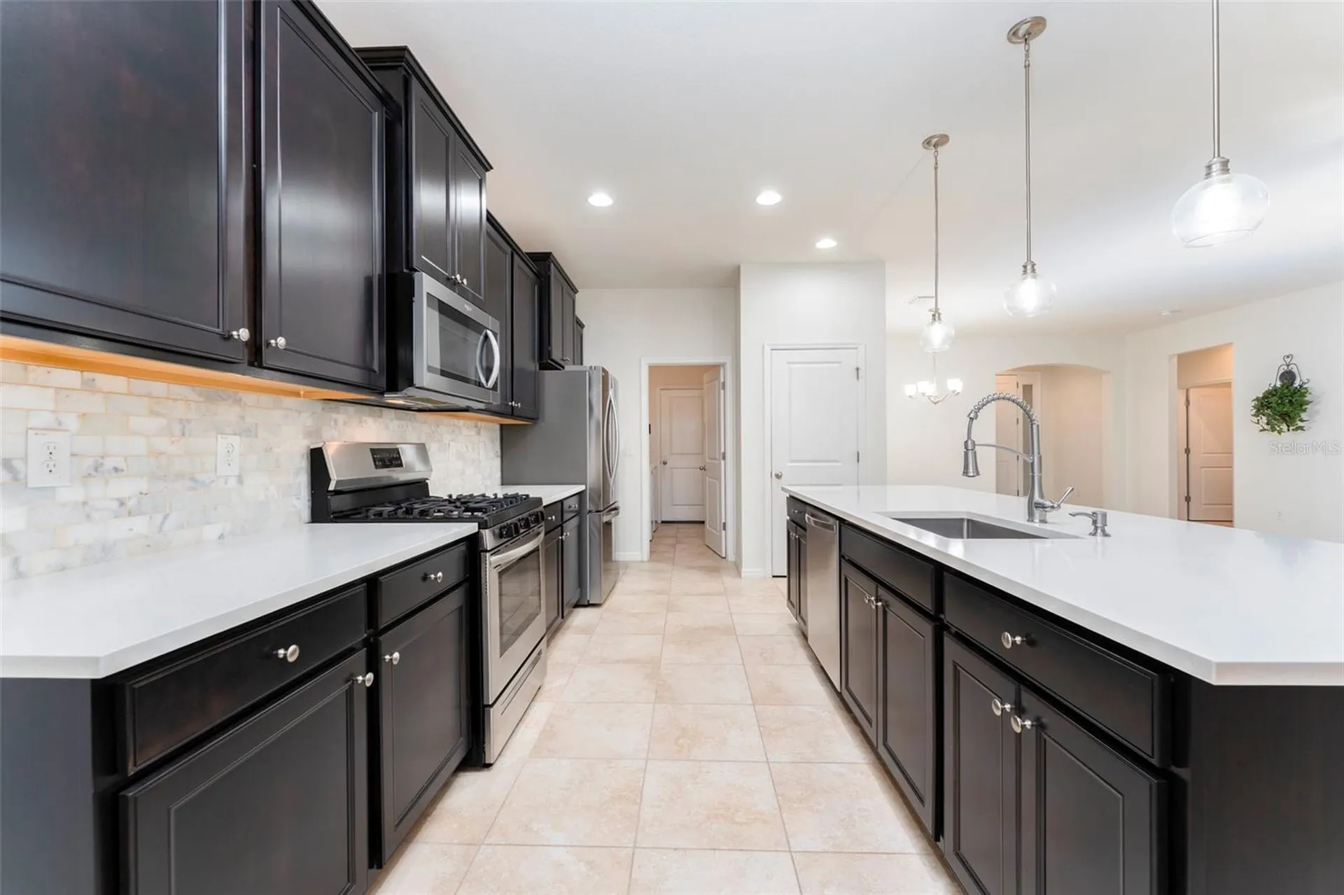 7527 Lantern Park Avenue Apollo Beach FL 33572