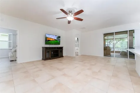 7527 Lantern Park Avenue Apollo Beach FL 33572