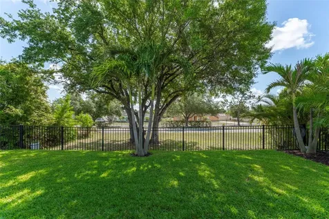 7527 Lantern Park Avenue Apollo Beach FL 33572