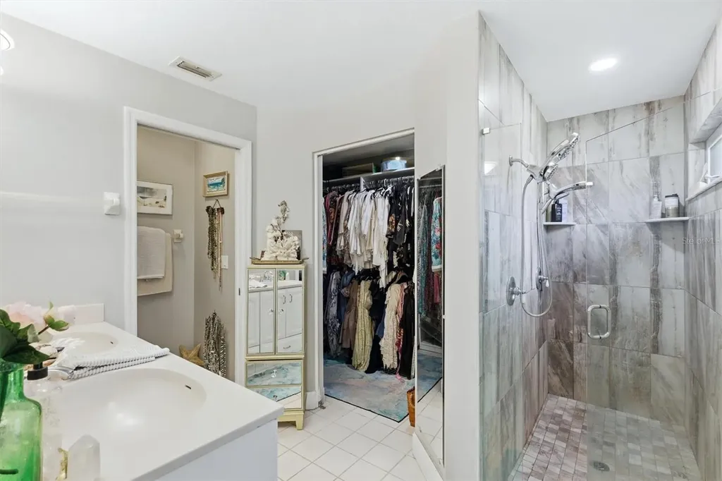3828 Easton Street Sarasota FL 34238