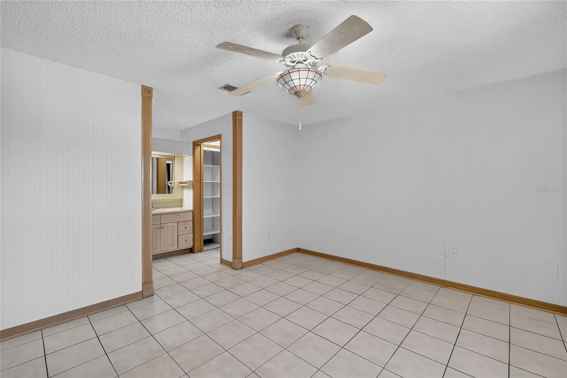 302 E Mirror Lake Drive Fruitland Park FL 34731