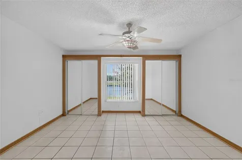 302 E Mirror Lake Drive Fruitland Park FL 34731