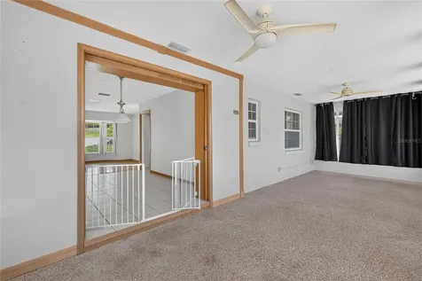 302 E Mirror Lake Drive Fruitland Park FL 34731