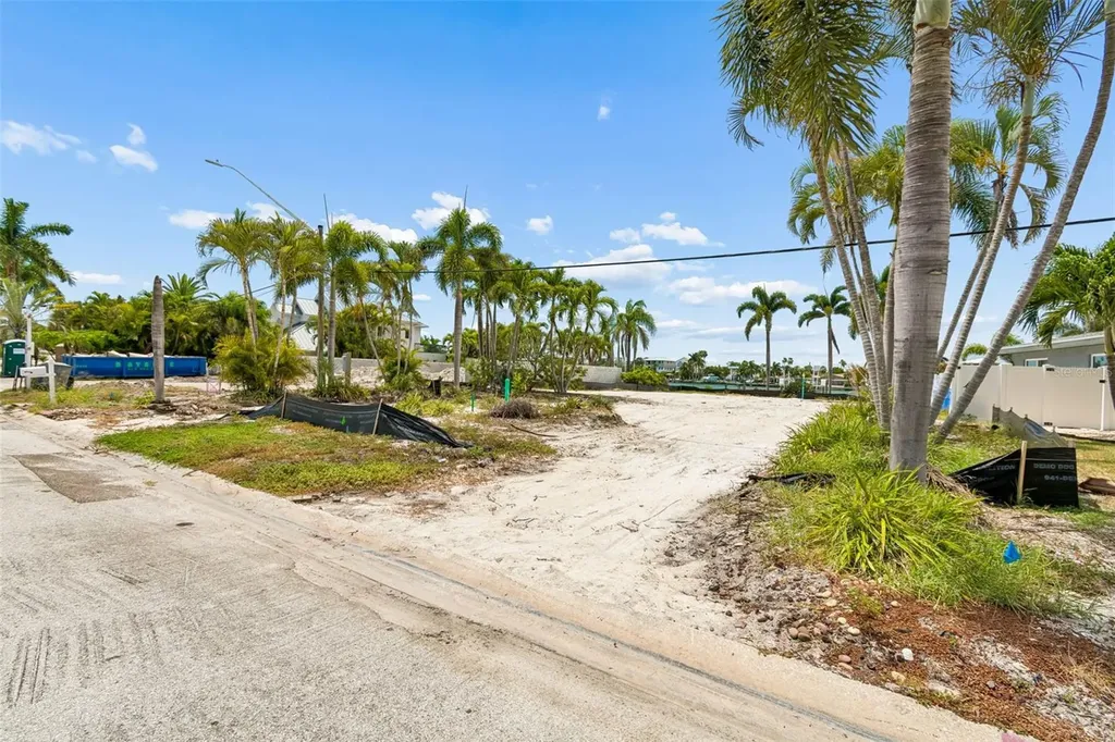 10246 Tarpon Drive Treasure Island FL 33706
