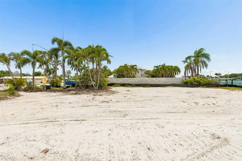 10246 Tarpon Drive Treasure Island FL 33706