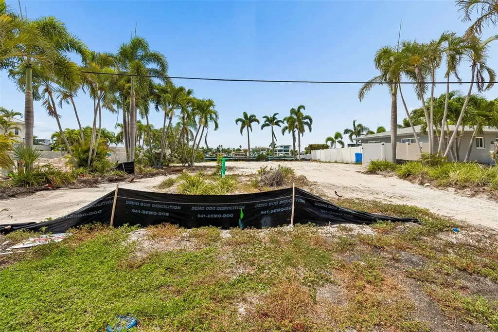 10246 Tarpon Drive Treasure Island FL 33706