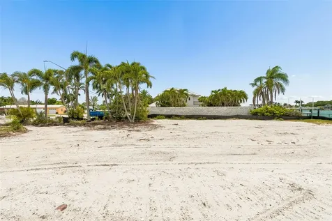 10246 Tarpon Drive Treasure Island FL 33706