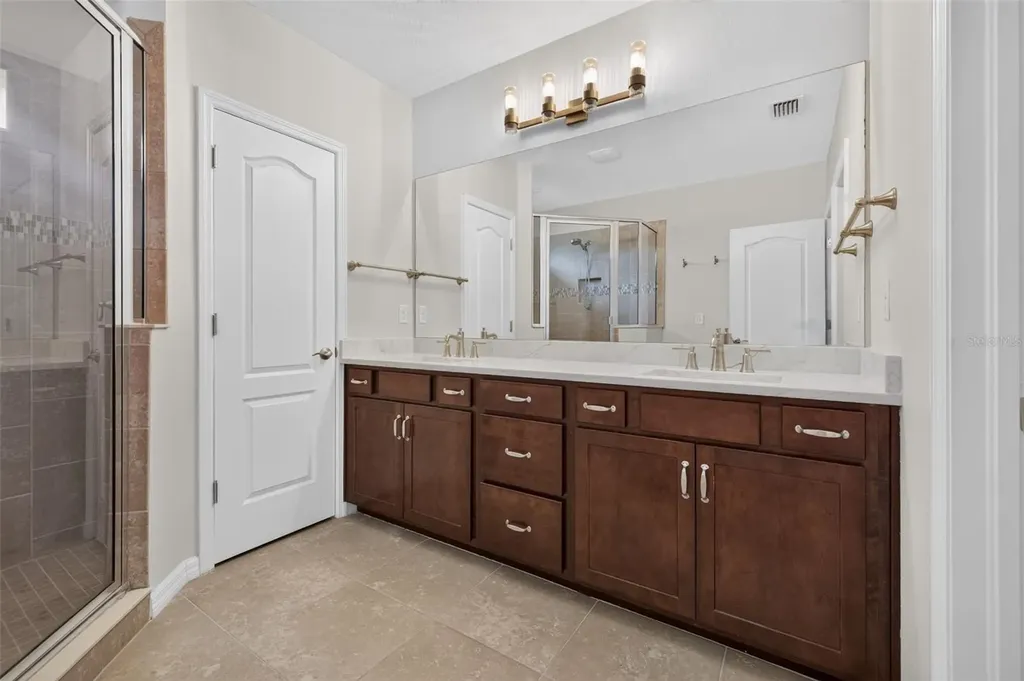 519 53rd Avenue N St Petersburg FL 33703