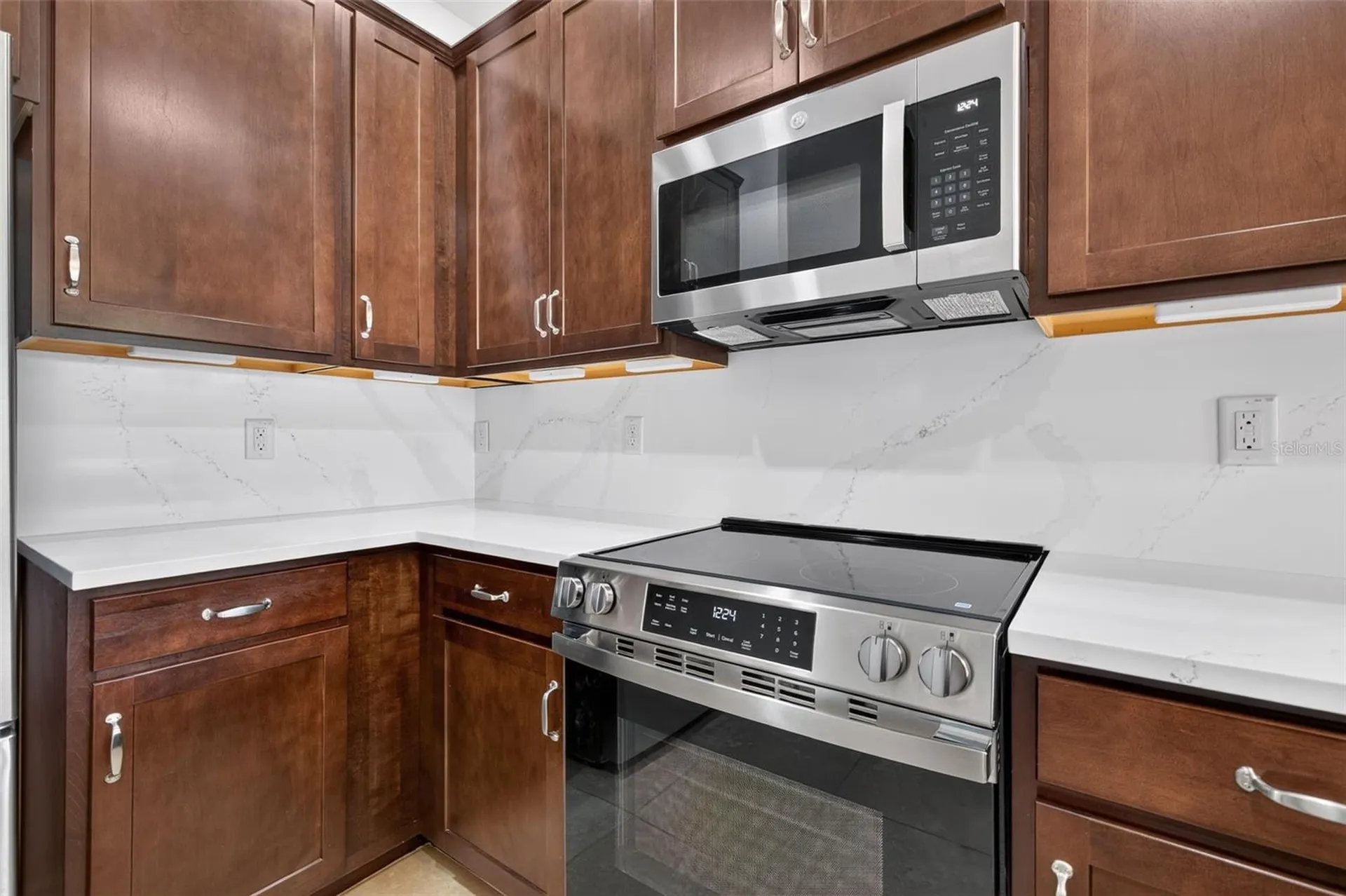 519 53rd Avenue N St Petersburg FL 33703