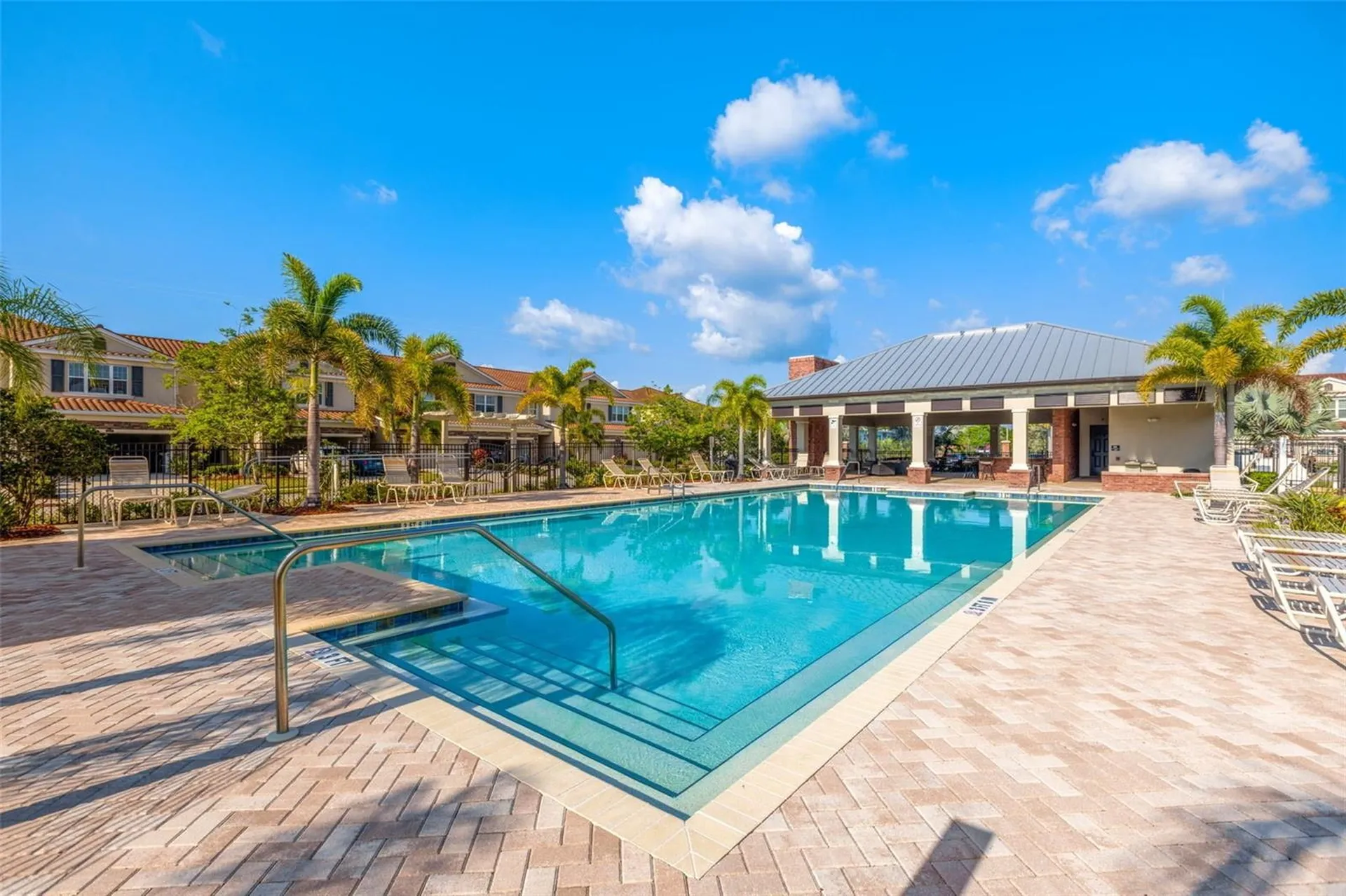 519 53rd Avenue N St Petersburg FL 33703