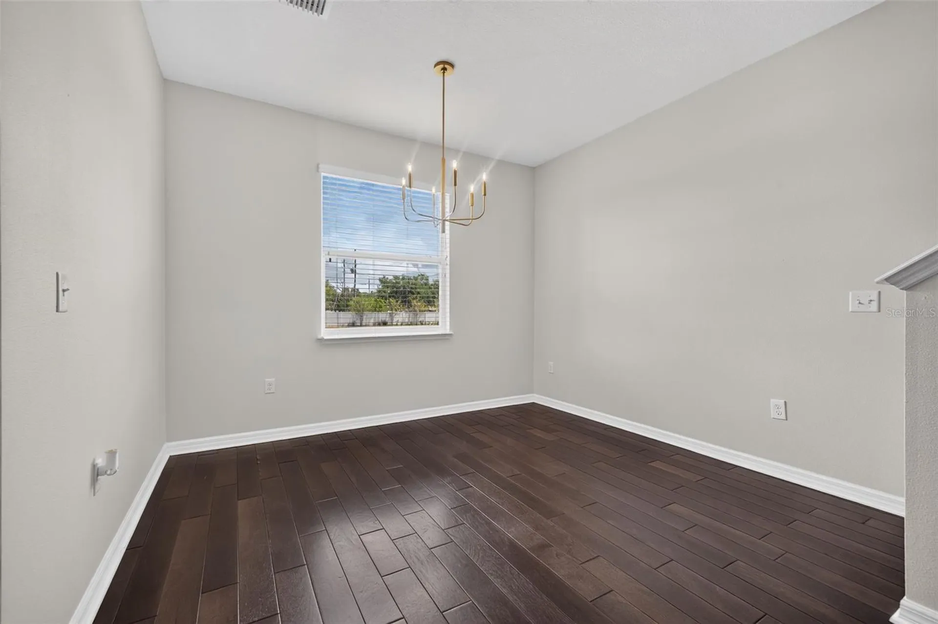 519 53rd Avenue N St Petersburg FL 33703