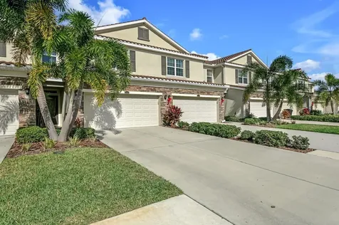519 53rd Avenue N St Petersburg FL 33703