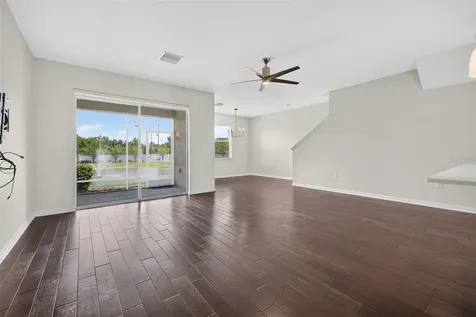 519 53rd Avenue N St Petersburg FL 33703
