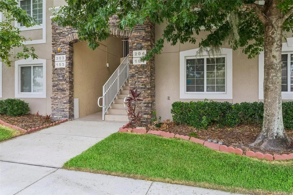1231 Godavari Way Wesley Chapel FL 33543