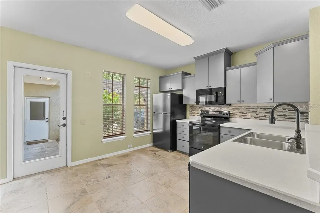 528 E Martin Luther King Jr Drive Tarpon Springs FL 34689