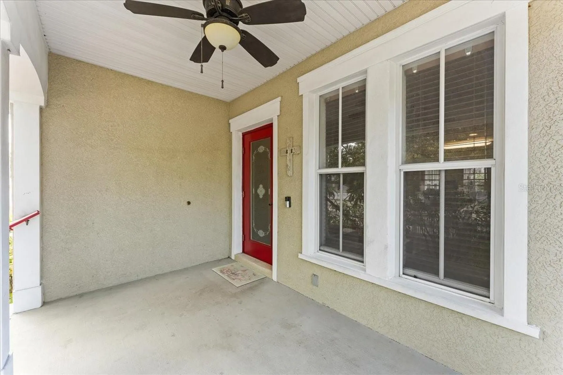 528 E Martin Luther King Jr Drive Tarpon Springs FL 34689