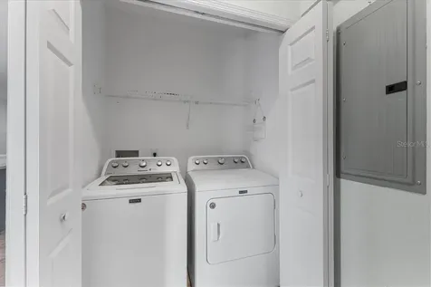 528 E Martin Luther King Jr Drive Tarpon Springs FL 34689
