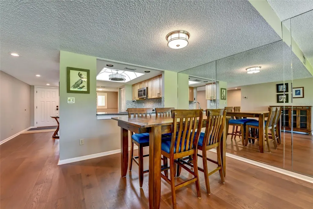 8107 Bardmoor Place Seminole FL 33777