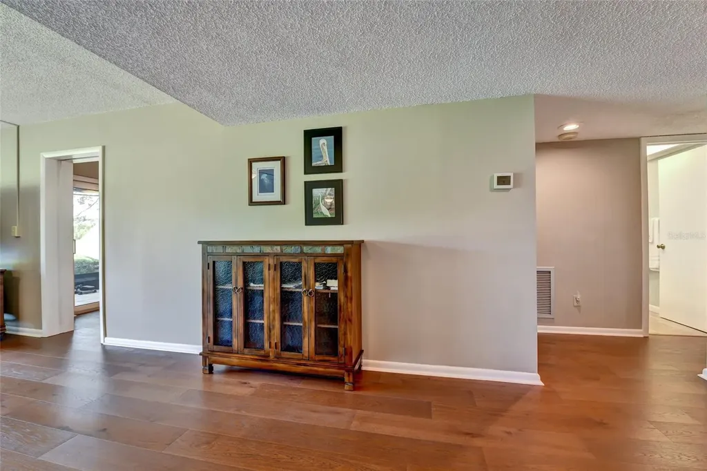 8107 Bardmoor Place Seminole FL 33777