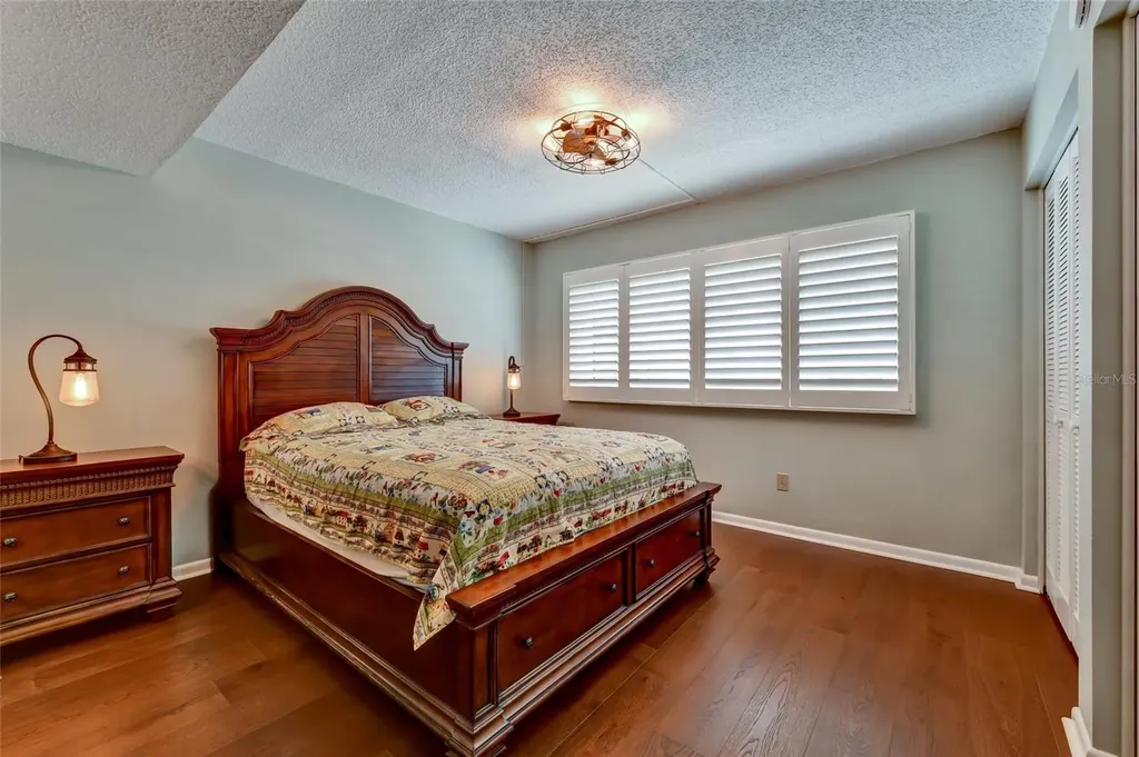 8107 Bardmoor Place Seminole FL 33777