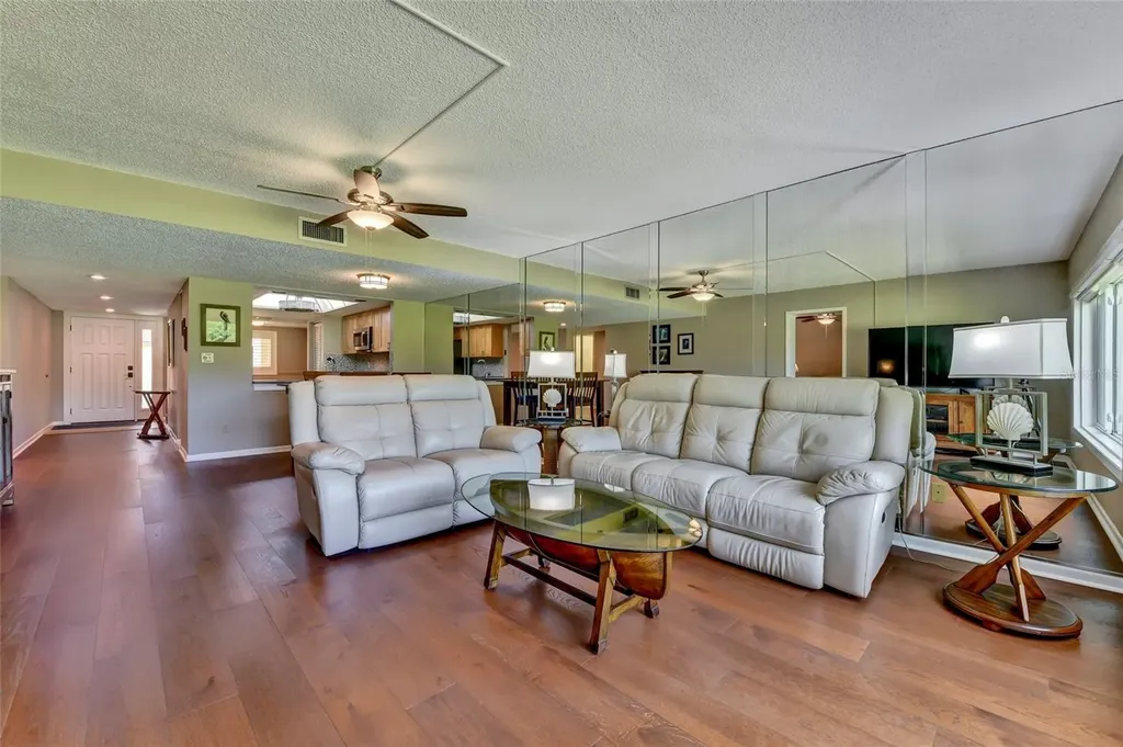 8107 Bardmoor Place Seminole FL 33777