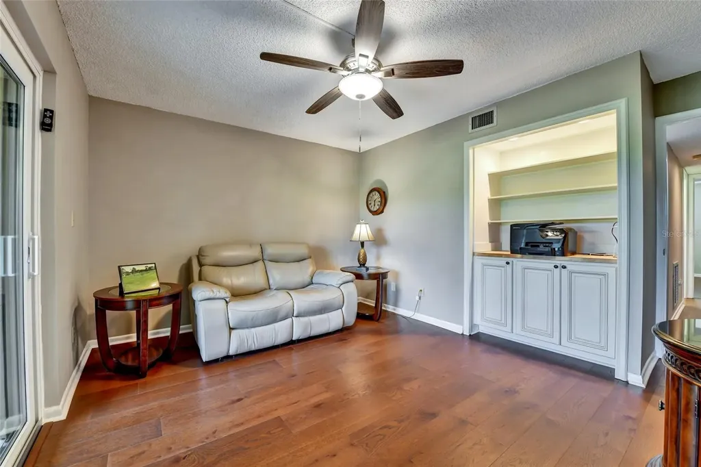 8107 Bardmoor Place Seminole FL 33777