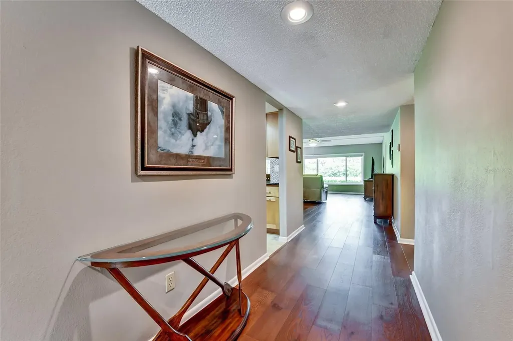 8107 Bardmoor Place Seminole FL 33777