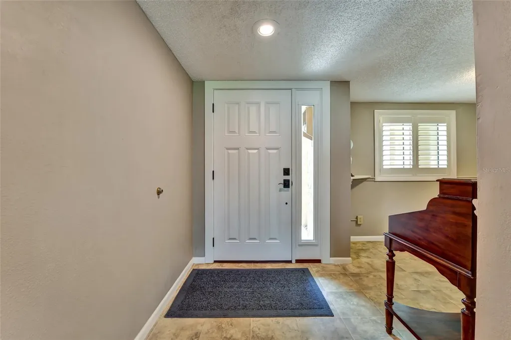 8107 Bardmoor Place Seminole FL 33777