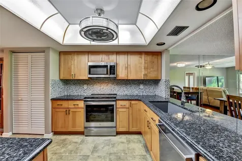 8107 Bardmoor Place Seminole FL 33777