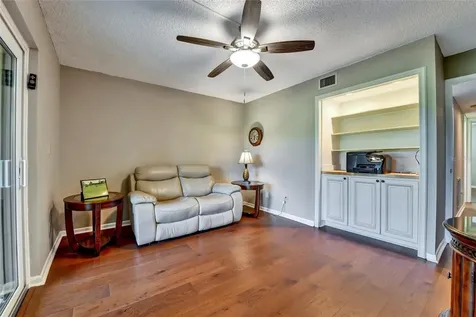 8107 Bardmoor Place Seminole FL 33777