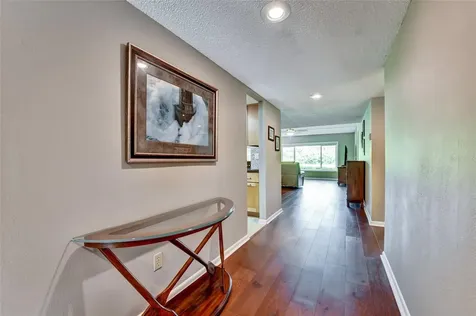 8107 Bardmoor Place Seminole FL 33777