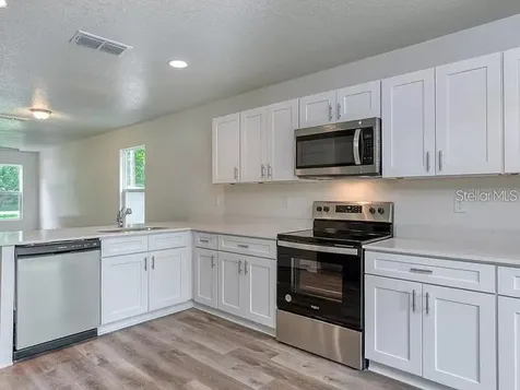 10010 Mcmahon Avenue Hastings FL 32145